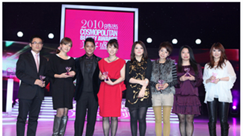 j9集团水漾肌密早晚水闪耀美容盛典